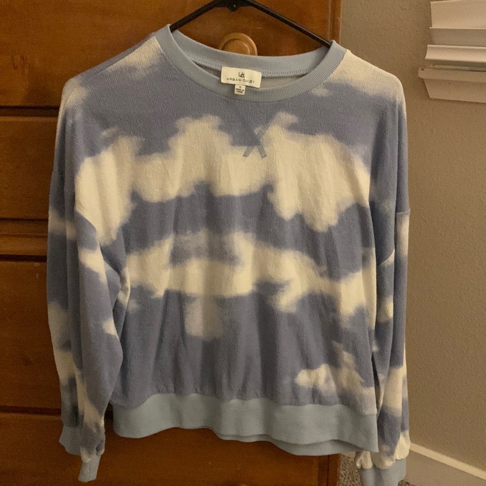 Urban Daizy white and blue (cloud like) sweater.